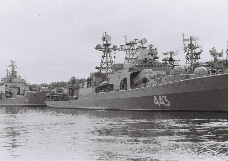 F1000017.jpg
