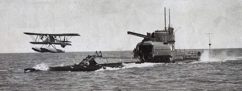 British_Submarine_HMS_M2.thumb.jpg.1ff789938220845f04c4d2422f544f56.jpg