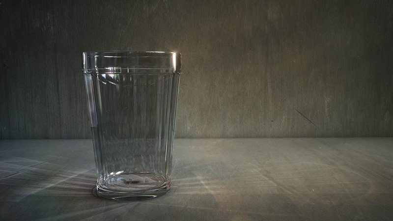 11 сентября 1943 г. старейшим стекольным заводом в городе Гусь-Хрустальный выпущен первый советский гранёный стакан. .jpg