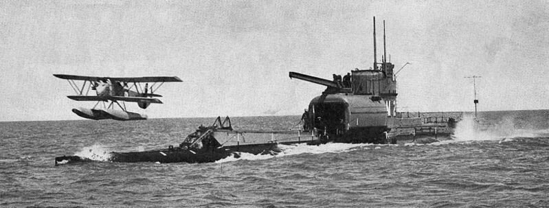 British_Submarine_HMS_M2.jpg.45bca1f5859b9e0bdcc24b31f9a5b315.jpg
