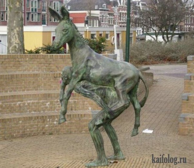 1285726439_031.jpg.838cb8e8ac536f22817337dd9c644ba9.jpg