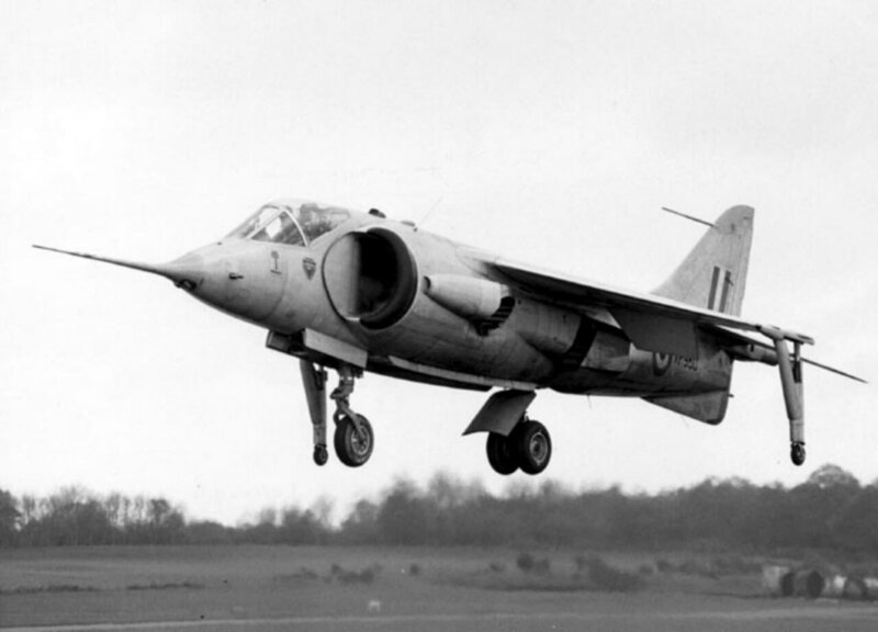 hawker-siddeley-p-1127.thumb.jpg.7c825c33ddf6d35fc51c0a6822bf6223.jpg