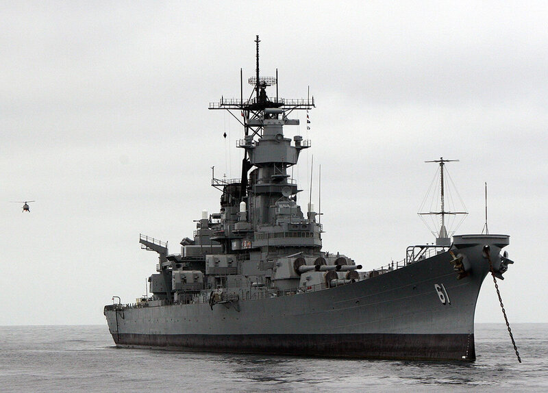 uss-iowa-bb61-5.thumb.jpg.9b680cd629f7f1f724f448d33b8c6613.jpg